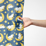 Foulard Motif mouton, Mouton couché, Lune, Étoiles<br><div class="desc">Motif mignon,  amusant et adorable avec des moutons endormis,  la lune et les étoiles. Un cadeau moderne et tendance,  parfait pour les amoureux des moutons dans votre vie.</div>