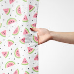 Foulard Pastèque rose, Graines de pastèque, Motif d'été<br><div class="desc">Joli,  amusant et adorable motif avec pastèques roses sur arrière - plan blanc. Un cadeau moderne et tendance,  parfait pour les amoureux des fruits de votre vie.</div>