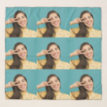 Foulard Photo personnalisée - Mode personnalisée<br><div class="desc">Créez un relevé de mode unique et personnalisé avec notre écharpe photo collage personnalisé. Cette écharpe de haute qualité présente vos photos préférées disposées dans un collage élégant, ce qui en fait un accessoire parfait pour toute tenue. Qu'il s'agisse d'un cadeau pour un proche ou d'un régal pour vous-même, ce...</div>