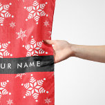 Foulard Pneus blancs, Rouge, Votre nom, Personnaliser<br><div class="desc">Joli,  amusant et adorable motif avec des flocons blancs sur arrière - plan rouge. Un cadeau moderne et tendance,  parfait pour les amateurs de neige dans votre vie. Personnalisez en ajoutant votre nom,  votre pseudonyme,  votre monogramme ou vos initiales.</div>