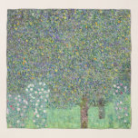 Foulard Rosiers Sous Les Arbres, Gustav Klimt<br><div class="desc">Gustav Klimt (14 juillet 1862 - 6 février 1918) était un peintre symboliste autrichien et l'un des membres les plus importants du mouvement de sécession de Vienne. Klimt est réputé pour ses peintures, ses peintures murales, ses croquis et autres objets d'art. En plus de ses oeuvres figuratives, qui comprennent des...</div>