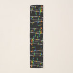 Foulard Score de notes musicales d'arc-en-ciel sur le noir<br><div class="desc">Accessoirisez votre garde-robe avec cette écharpe de flottement de score de musique de notes musicales d'arc-en-ciel avec l'arrière - plan noir</div>