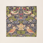 Foulard William Morris Strawberry Thief Floral Art nouveau<br><div class="desc">William Morris Strawberry Thief Floral Art nouveau Aquarelle Peinture Strawberry Thief est l'un des dessins répétés les plus populaires de William Morris pour les textiles. Il s'agit des pousses que Morris a trouvées en train de voler des fruits dans son potager de sa maison de campagne, Kelmscott Manor, à Oxfordshire....</div>