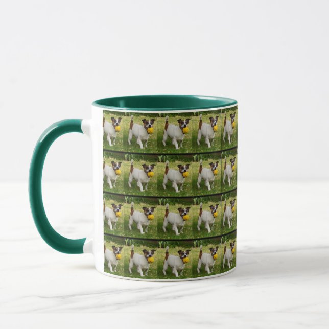Fox Terrier Avec Sa Boule, Vert, Mug De Café. (Gauche)