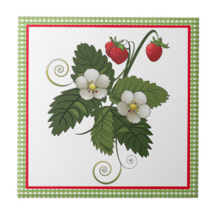 Fraise avec décor de cuisine à carreaux