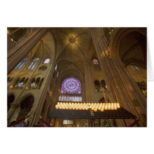 France, Paris. Intérieur de la cathédrale Notre-Da