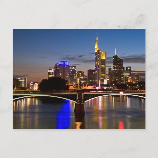 Francfort - Cityscape la nuit carte postale (Devant)