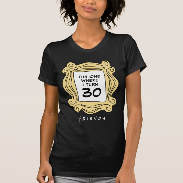 FRIENDS™ | Celui avec le T-Shirt d'anniversaire (Devant)