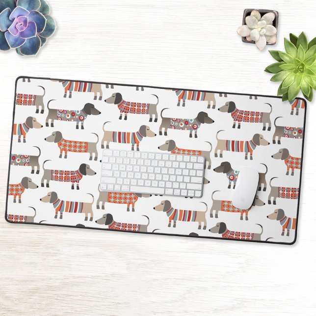 Fun Dachshund Wiener Sauser Chien (Dachshund Wiener Sausage Dog fun patterned desk mat)