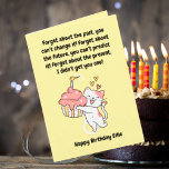 Funny Cute Chat moderne Carte de voeux d'anniversa<br><div class="desc">"Célébrez dans un style pur avec cette carte de voeux d'anniversaire Funny Cute Cat ! Doté d'un adorable chat à l'expression ludique, associé à un message enjoué et léger pour faire sourire n'importe qui. Avec son design minimaliste et ses couleurs tendance, cette carte est idéale pour les amoureux de les...</div>