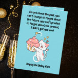 Funny Cute Chat moderne Carte de voeux d'anniversa<br><div class="desc">"Célébrez dans un style pur avec cette carte de voeux d'anniversaire Funny Cute Cat ! Doté d'un adorable chat à l'expression ludique, associé à un message enjoué et léger pour faire sourire n'importe qui. Avec son design minimaliste et ses couleurs tendance, cette carte est idéale pour les amoureux de les...</div>