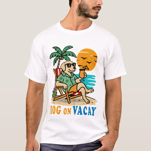 Funny Dog on Vacation T-Shirt | Cute Summer (Devant)
