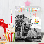 Funny Horse carte d'anniversaire avec nom et âge<br><div class="desc">🤣 🎂 Carte d'Anniversaire du rire Amène le rire à leur fête avec cette image hilarante d'un cheval riant et crée un message d'anniversaire aussi unique qu'ils sont ! ✏️ texte modifiable pour ajouter vos souhaits d'anniversaire personnalisés. ♡ Voir plus de cette boutique ici : https://www.zazzle.com/store/about_horses ♡</div>