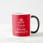 Funny Keep Calm changement de couleur de la mug<br><div class="desc">Amusant Gardez le calme et laissez (vierge) manipuler sa mug changeant de couleur avec la poignée. Coupe de café 11oz sensible à la chaleur pour la maison ou le bureau. Faites votre propre humour, gardez votre calme et continuez votre parodie. Quand la tasse devient chaude, elle se transforme comme par...</div>