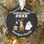 Funny Personnalisé 2020 Covid Christmas Tree<br><div class="desc">2020 a été assez une année ! Ce sera un noël comme personne d'autre, répandre quelques rires avec un joyeux ornement d'arbre de Noël du virus de la corona. Avec le texte "Noël 2020 et votre nom de famille". Un renne mignon enchevêtré dans des lumières féériques, quelques objets emblématiques de...</div>