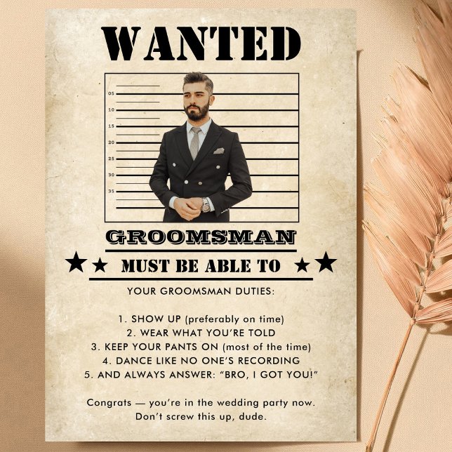 Funny Photo Groomsman  Invitation (Créateur téléchargé)