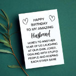 Funny Rude carte d'anniversaire pour mari et femme<br><div class="desc">Faites de la journée spéciale de votre partenaire une journée encore plus mémorable avec cette carte d’anniversaire amusante pour mari ou femme ! Emballée d'humour enjoué et de bantre ludique, cette carte est parfaite pour les couples qui aiment partager le rire. Que vous fêtiez l’anniversaire de votre mari ou de...</div>