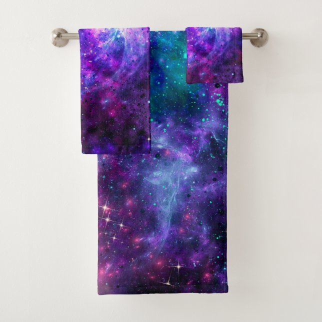 Galaxie spatiale violette cosmique teintée de rose (En situation)