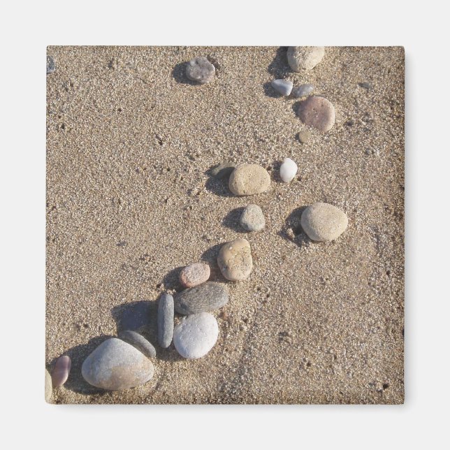 Galets Dans Le Magnet De Sable (Devant)