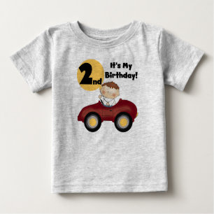 Garçon en voiture rouge 2e Anniversaire Tshirts et