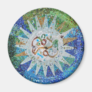 Gaudi White Sun Magnet 1