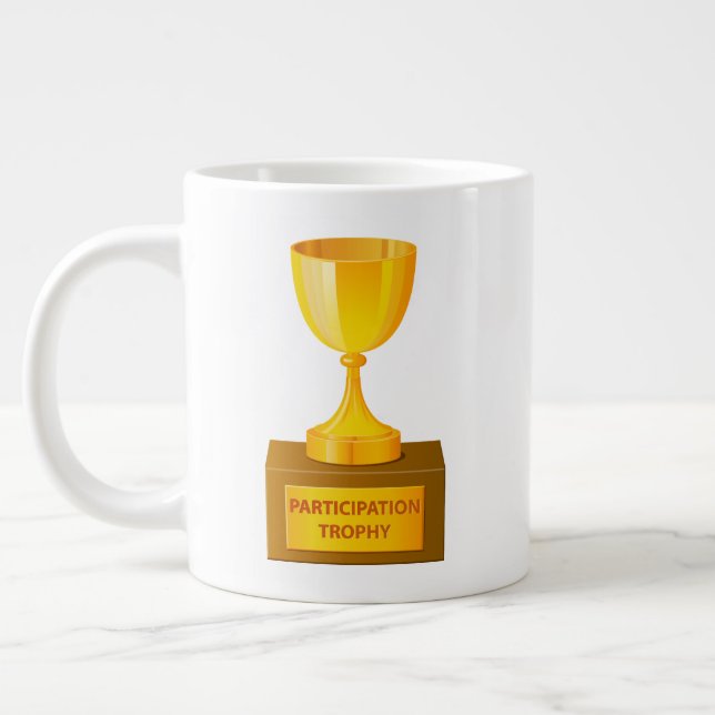 Géante Copie de trophée de participation sur la tasse (Gauche)