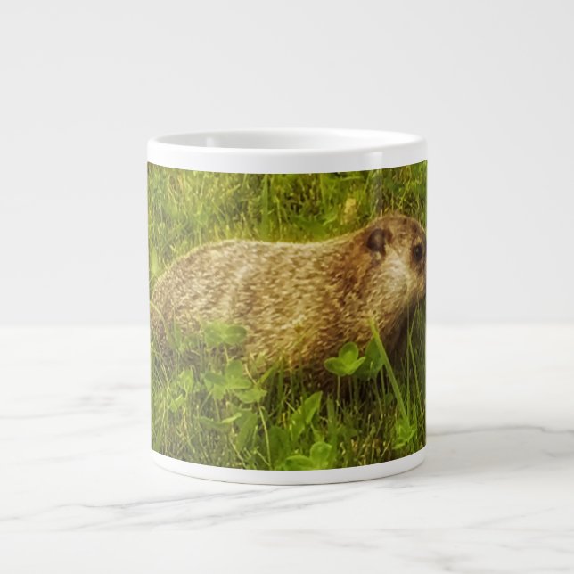 Géante Marmotte de fond dans une tasse de champ (Devant)