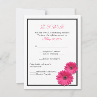 Gerbera rose avec carte de réponse à la frontière