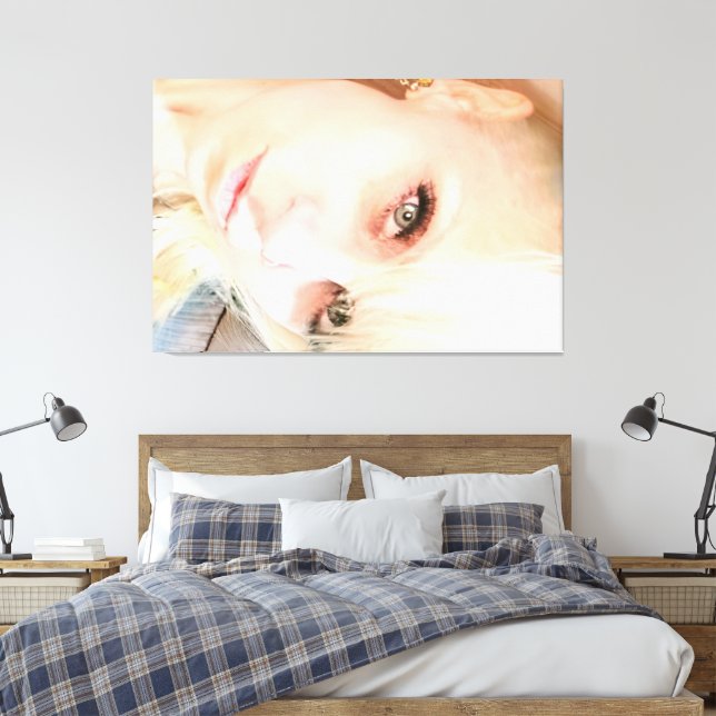 Gidget Gargantuan 60 po x 40 po Impression en toil (Insitu(Chambre))