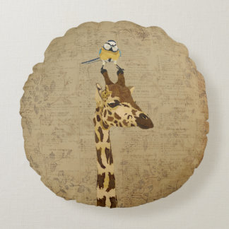 Girafe et peu de coussin d'oiseau d'or