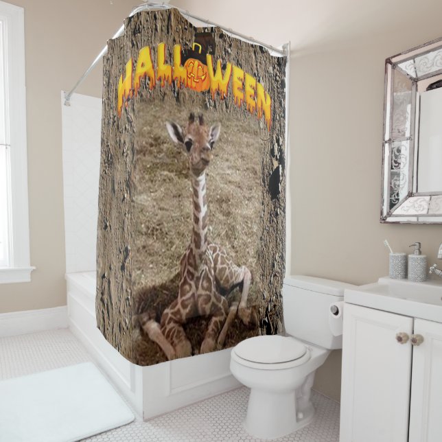 Giraffe du rideau de douche d'Halloween (En situation)