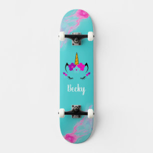 Girl Unicorn skateboard avec nom