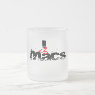 Givré I tasse de Mac d'impers de coeur (rouges) -