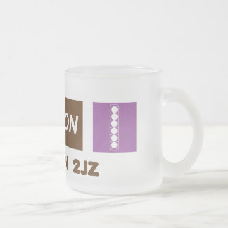 Givré JE COURS SUR la tasse de café 2JZ