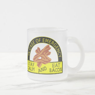 Givré Le calme de séjour, mange la tasse de lard