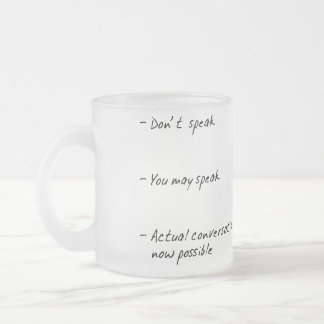 GIVRÉ NE ME PARLEZ PAS JUSQU'À CE QUE J'AIE LA TASSE