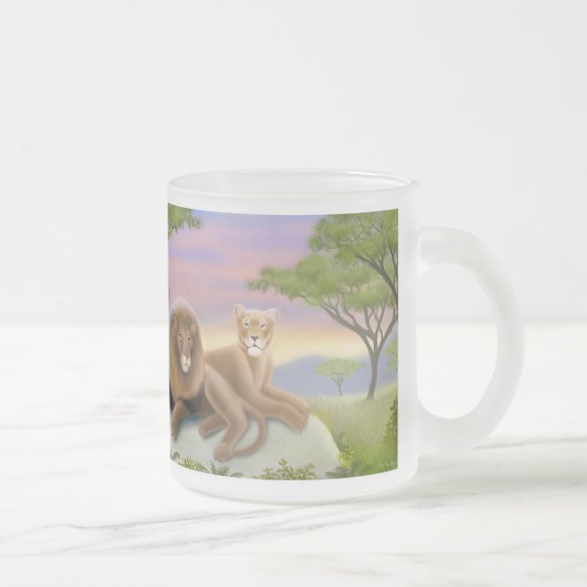 Givré Tasse africaine de lions au repos (Droit)