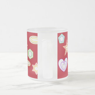 Givré Tasse de formes rouges