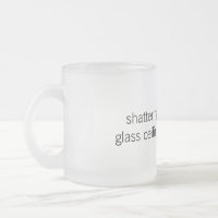 Tasse en verre de plafonds en verre d'éclatement