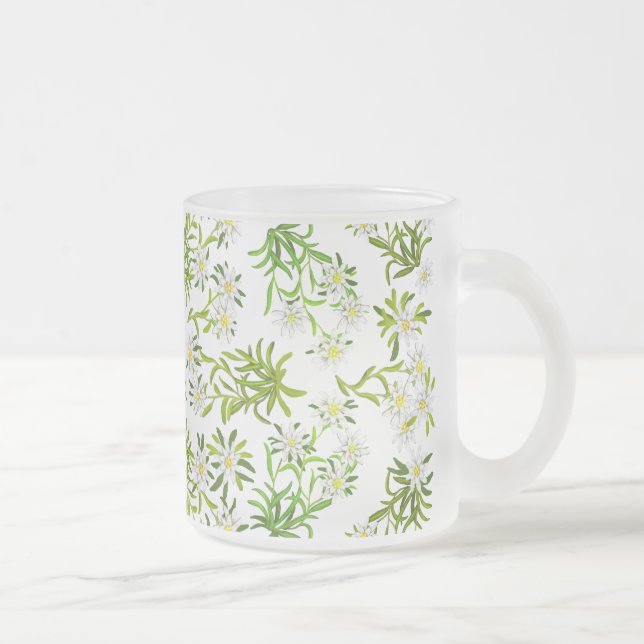 Givré Tasse givrée par fleurs suisses d'edelweiss de (Droit)