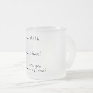 Givré Une tasse amusante pour le premier café du matin