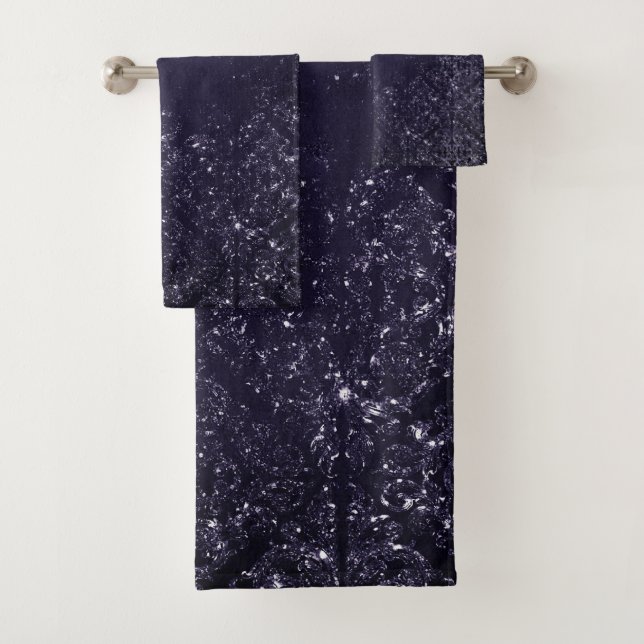 Glimmery Indigo Grunge | Midnight Purple Damask (En situation)