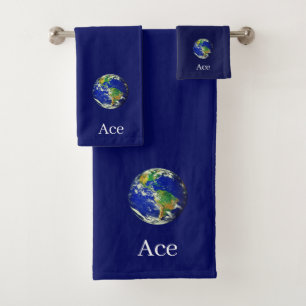 Globe terrestre & Texte sur fond bleu marine