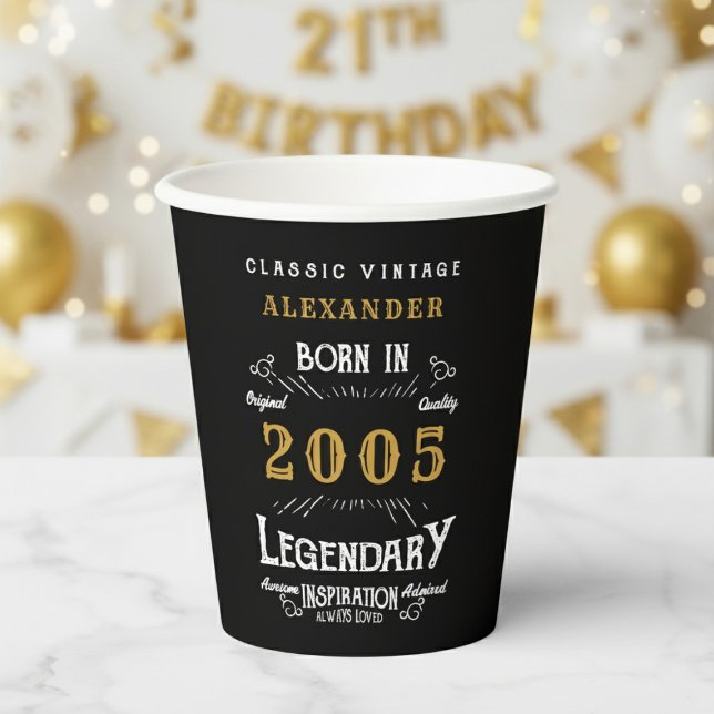 Gobelets En Papier 21e Anniversaire 2005 Légendaire Rétro (2005 black paper cup with a white and gold background.)
