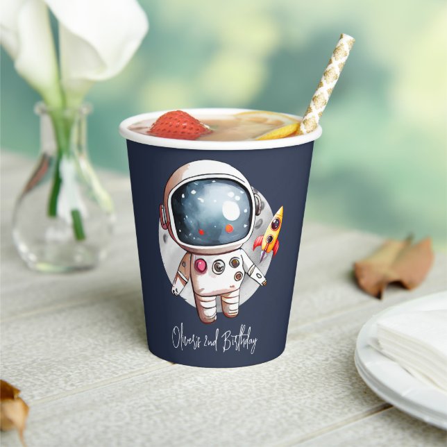 Gobelets En Papier 2e Deux Anniversaire de la Lune (Insitu)