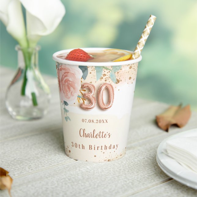 Gobelets En Papier 30e anniversaire rose or nom fleur (Insitu)