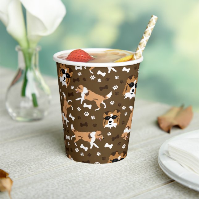 Gobelets En Papier Abris Shetland Sheepdog Collie Chien Coupes de pap (Insitu)