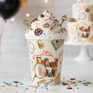 Gobelets En Papier Anniversaire de la chambre d'évasion