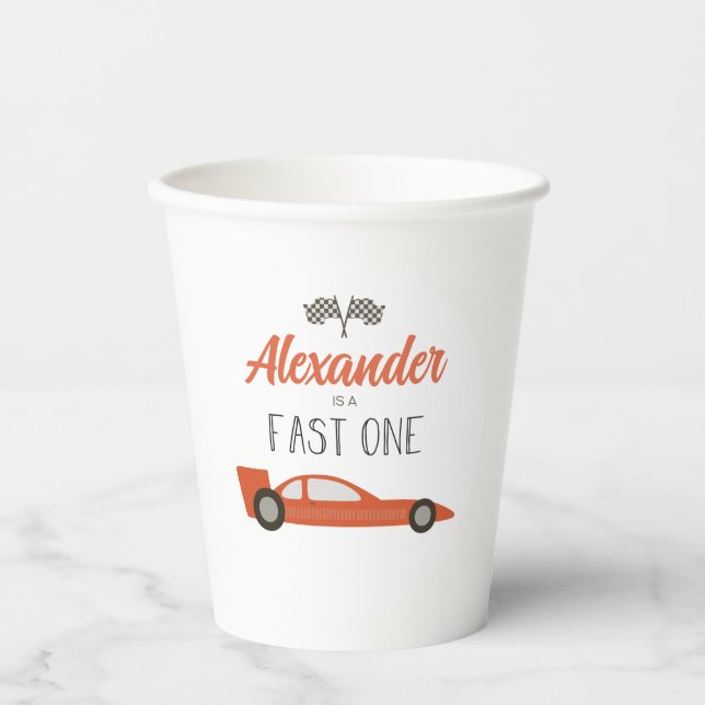 Gobelets En Papier Anniversaire Rapide Une Voiture de Course Rouge (Recto)