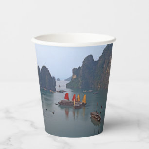 Gobelets En Papier Bateaux à voile à Ha Long Bay - Vietnam, Asie